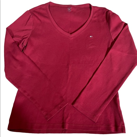 Tommy Hilfiger Tops - 🎀3 for $15🎀 Tommy Hilfiger Size Large Long Sleeve T-Shirt